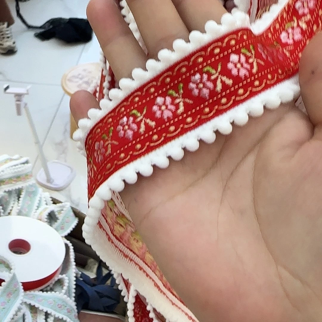 小****服装辅料花边织带