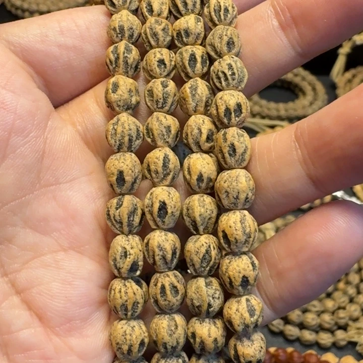 逆***寒吊坠柏香籽/百香籽黄油皮乱鬼对眼