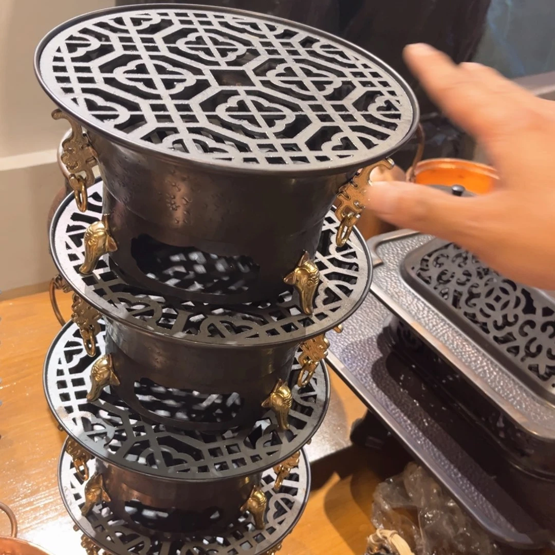 道24复古炭炉手工锻打工艺