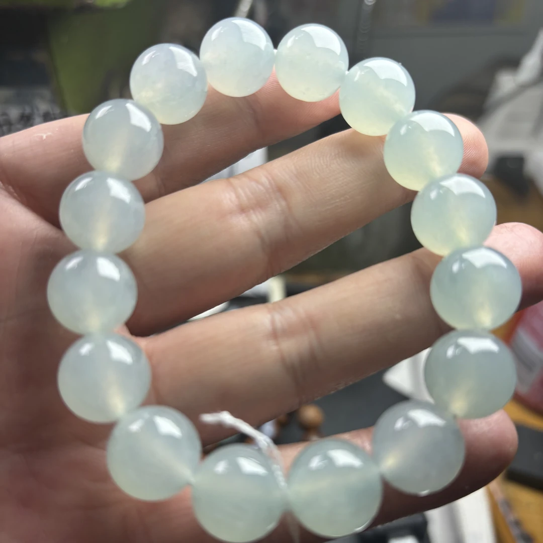 缅甸天然翡翠a货*天空蓝冰透卡13.8*16颗