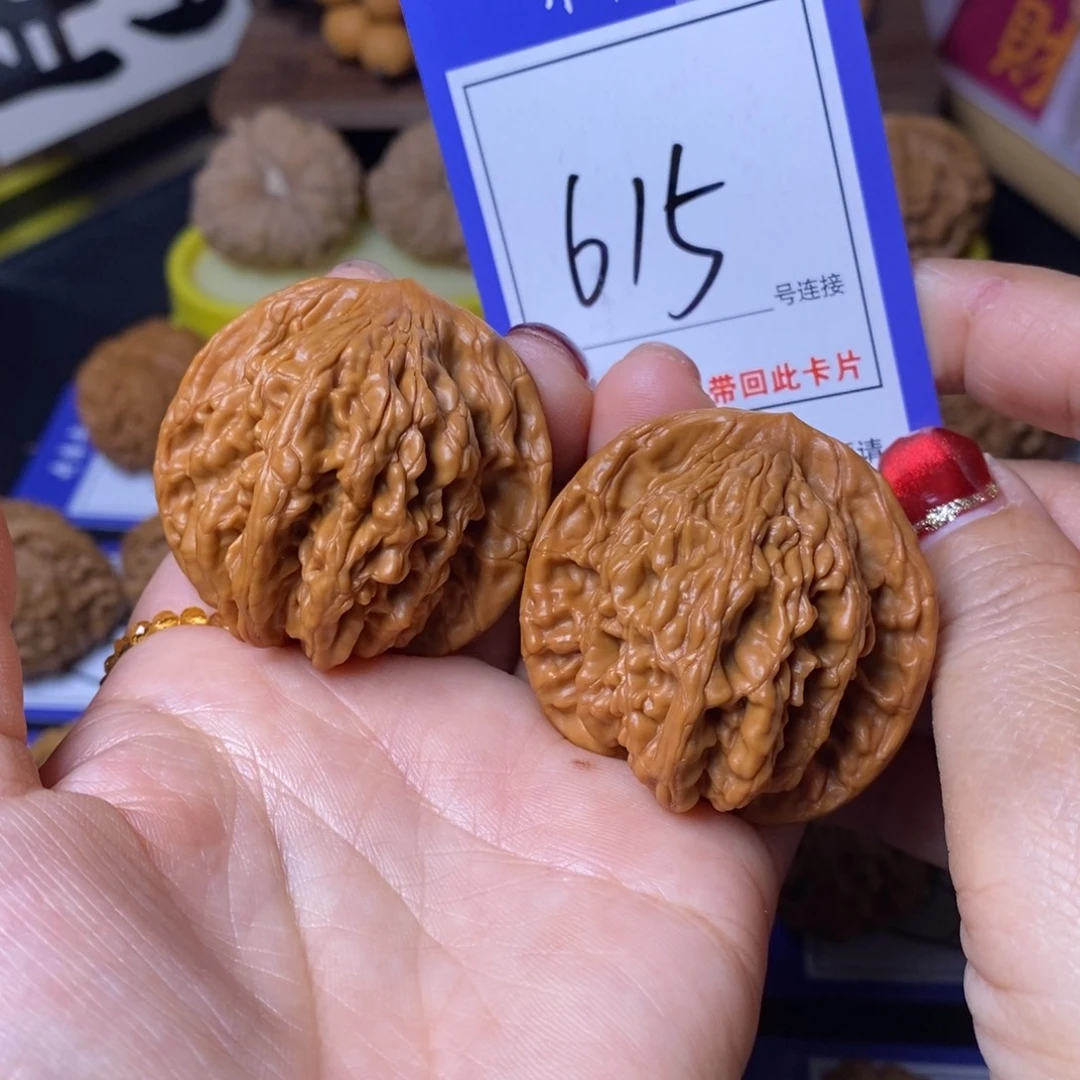 文玩核桃把件44虎头615
