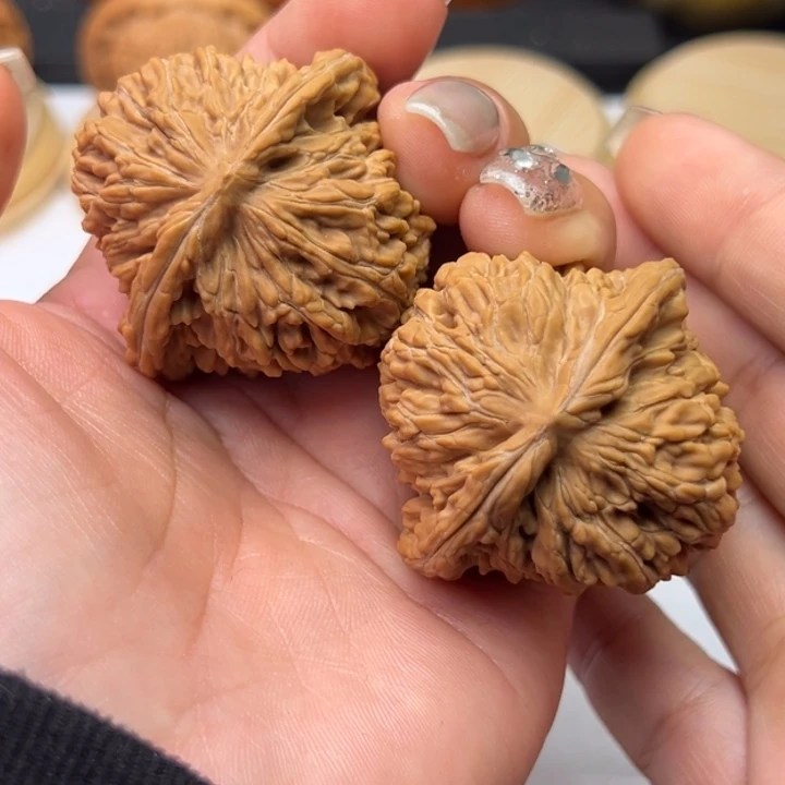 文玩核桃吊坠静42四座楼全品