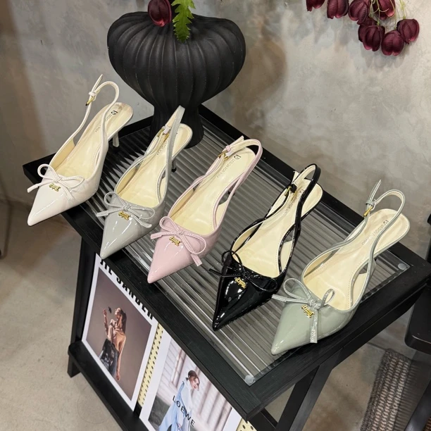 细跟高跟鞋鞋子性感细跟法式百搭尖头黑色气质高跟鞋夏季时尚