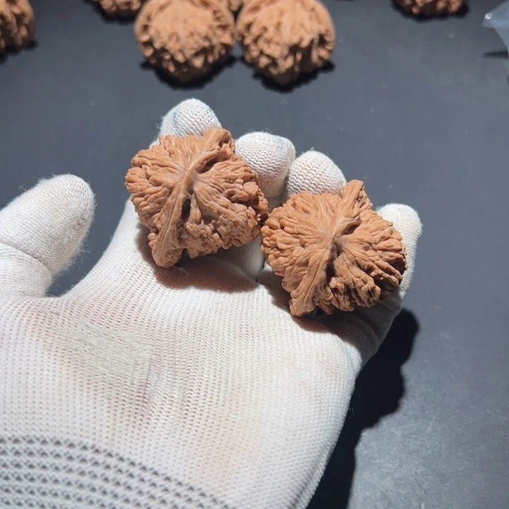 山***伯文玩核桃吊坠文玩核桃四座楼42