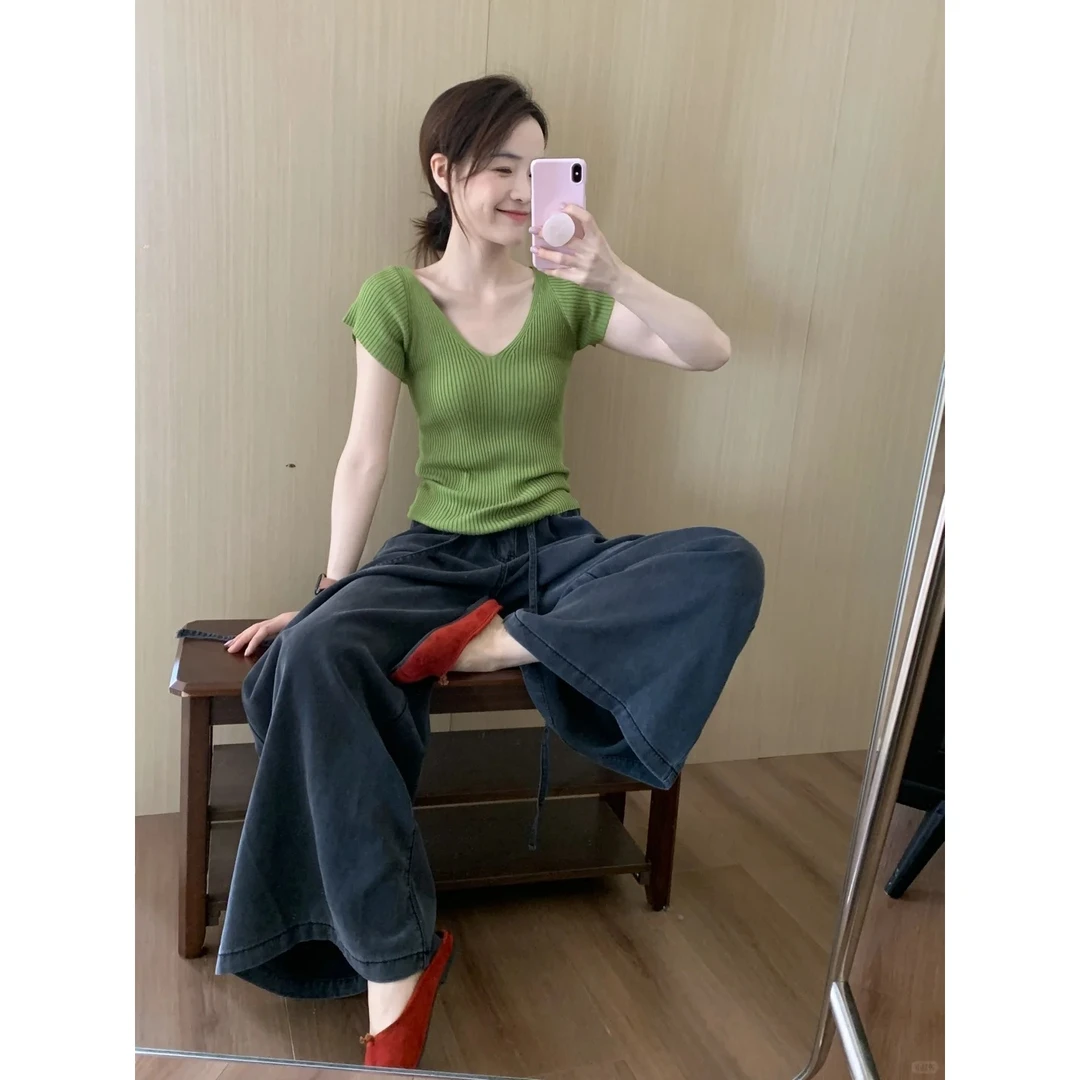 纯欲风V领飞飞袖针织衫短袖t恤女夏季2025新款独特辣妹上衣套装女