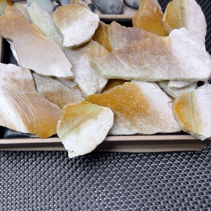 未镶嵌和田玉（糖玉）珠宝半成品
