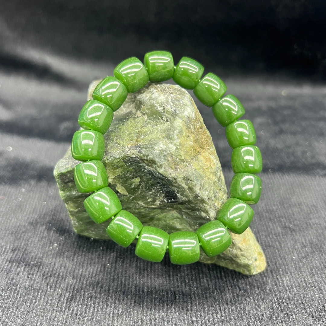 A639菠菜国风12mm老型珠精品手串