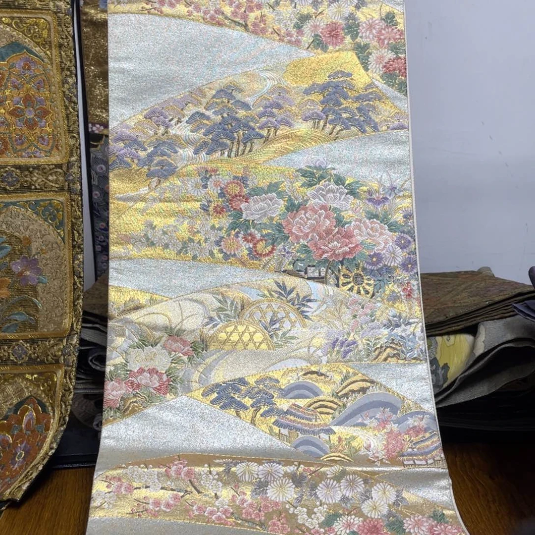 织绣织锦技艺高超