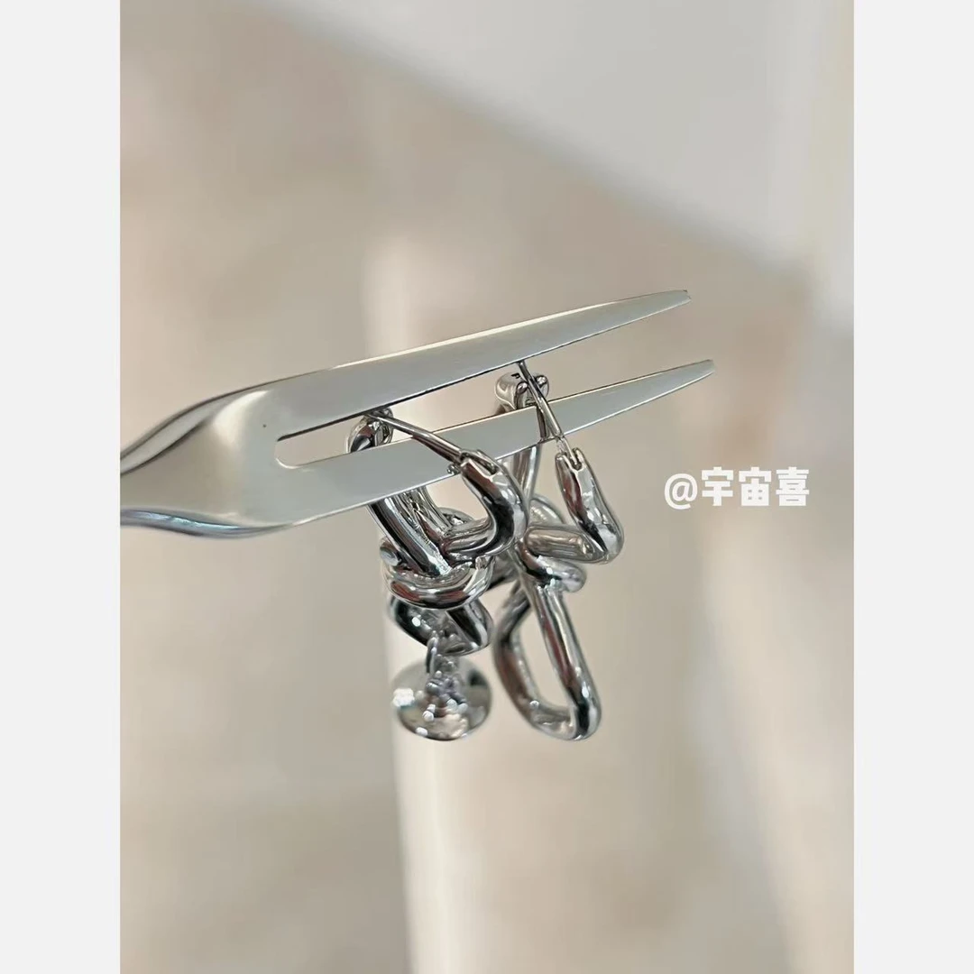 铜合金耳饰 T3-041【银色金属扭结蝴蝶结坠orb耳扣ab款】