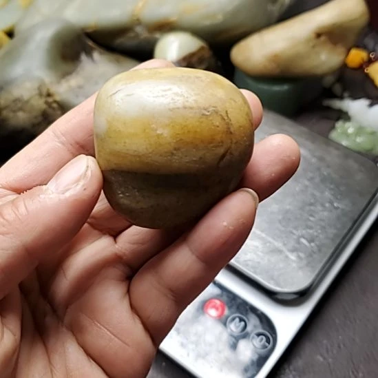 和田玉（糖玉）未镶嵌挂件