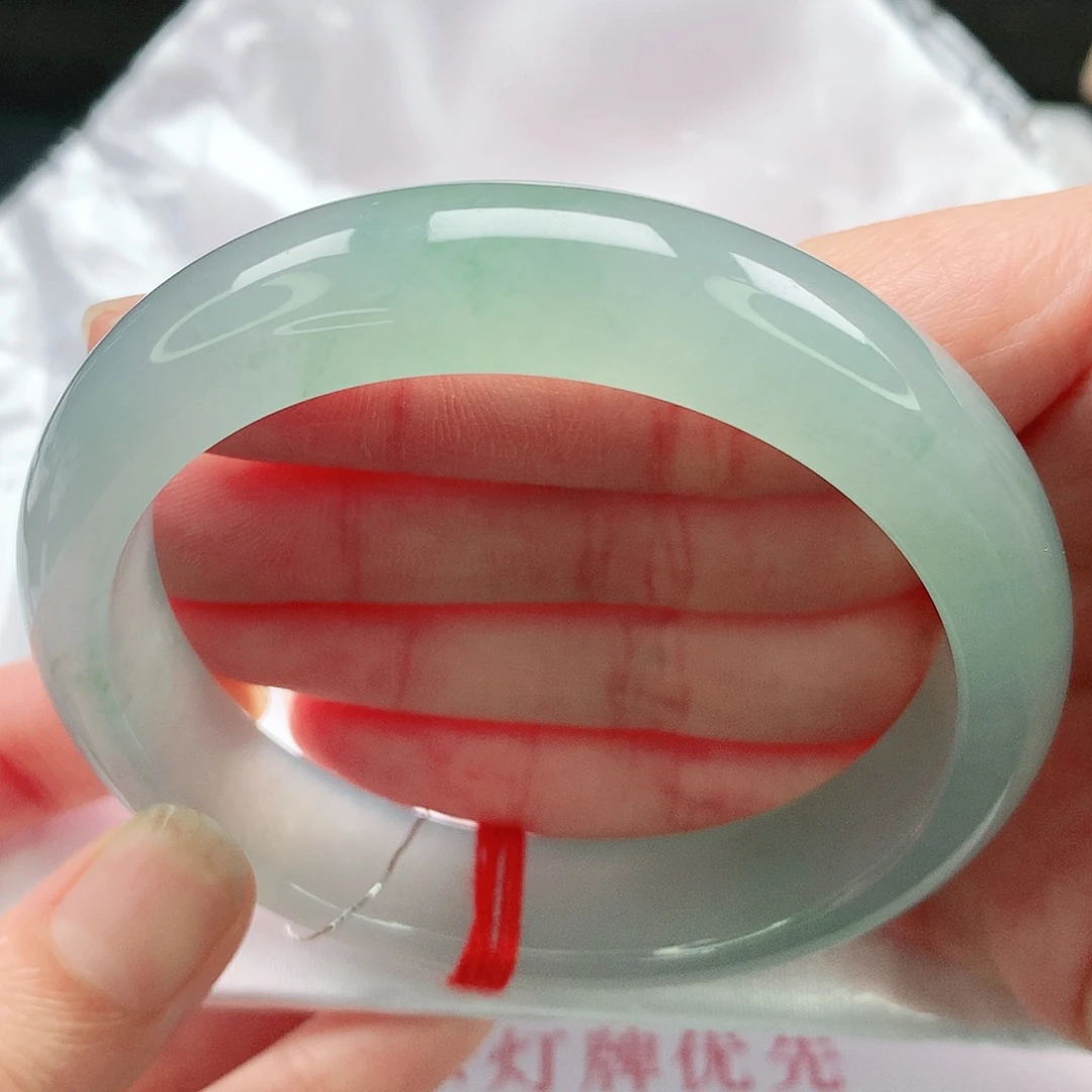 翡翠未镶嵌手镯57圈