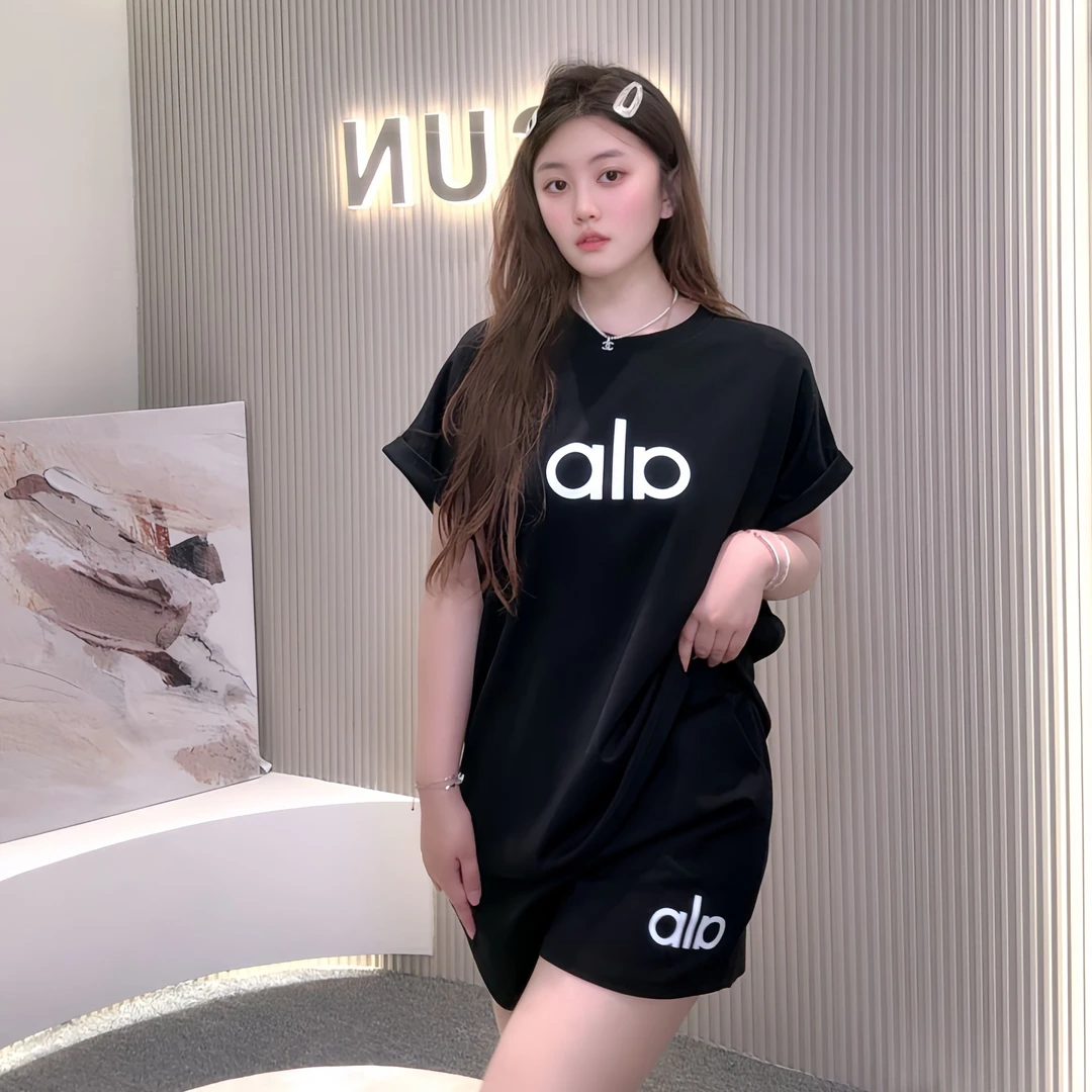 高端欧货25新款韩版圆领字母印花短袖套装休闲运动宽松时尚
