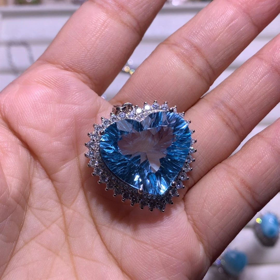 【闪购商品】银S925镶嵌戒指水晶莫*戒指