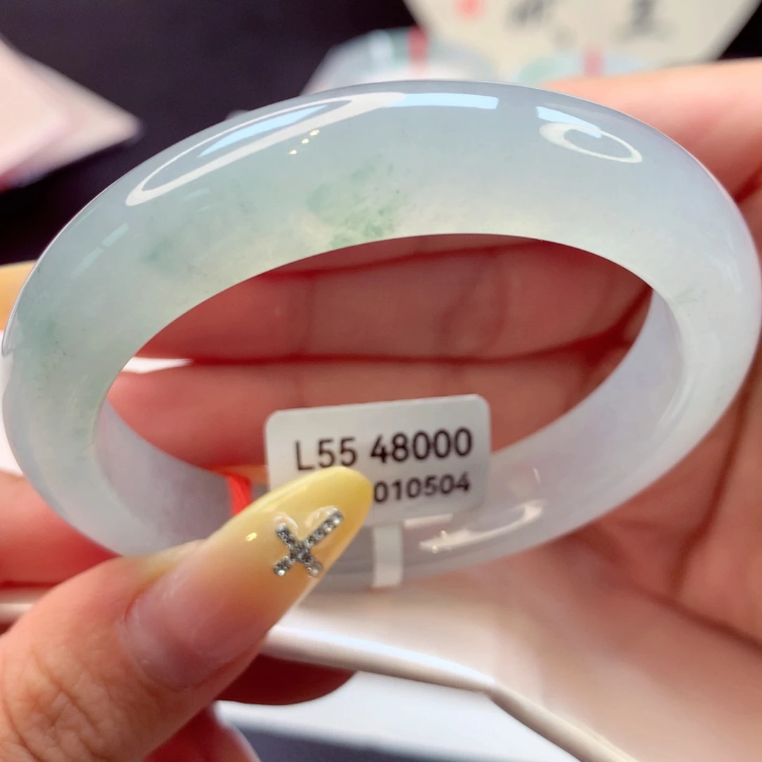 翡翠手镯未镶嵌正圈11号66