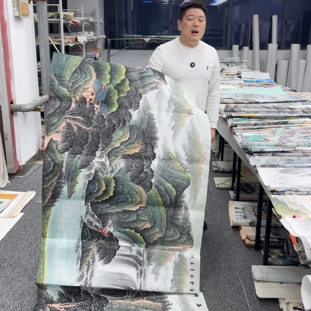 国画卖字画的小老板