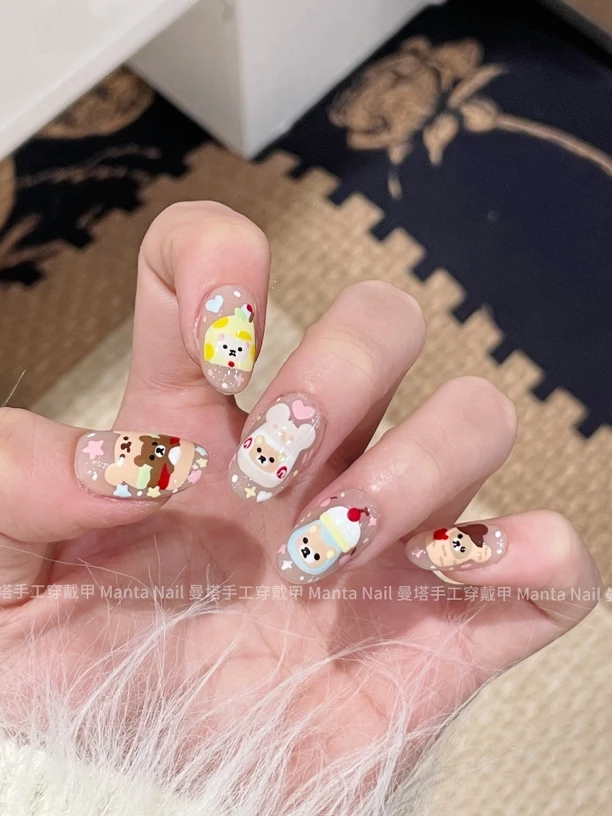 小熊宅急便｜汉堡手绘重工轻松熊可爱短款多巴胺纯手工穿戴甲
