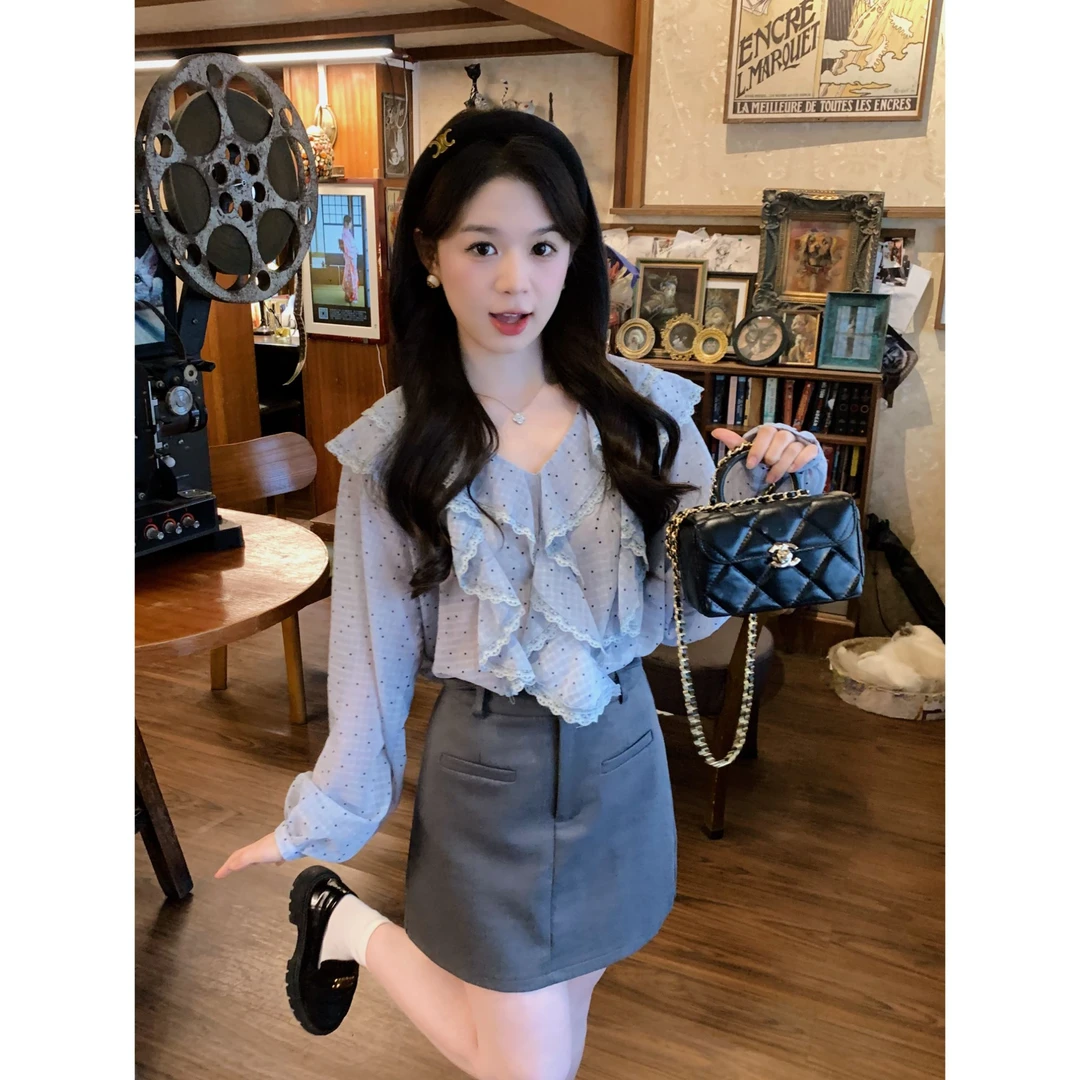 小奶盖 法式小波点洋气荷叶花边领衬衣