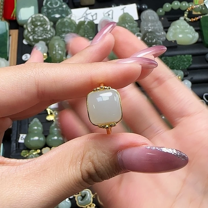 银S925镶嵌戒指和田玉