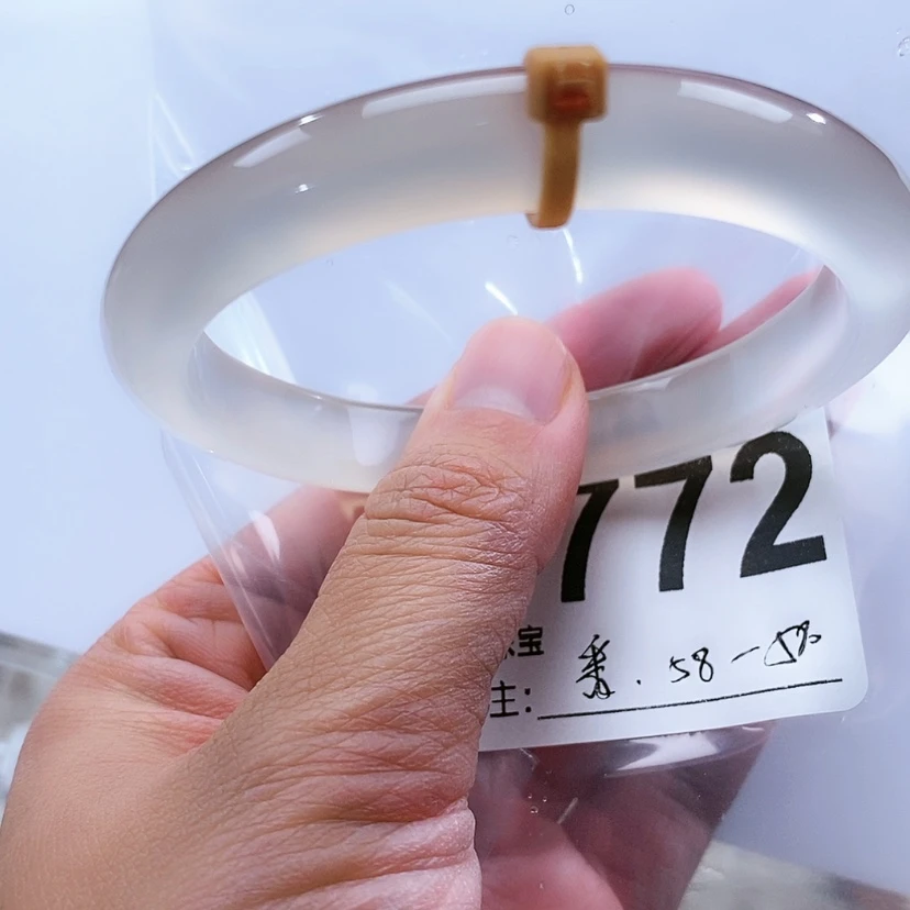 【闪购商品】手镯玛瑙/玉髓未镶嵌番**酱
