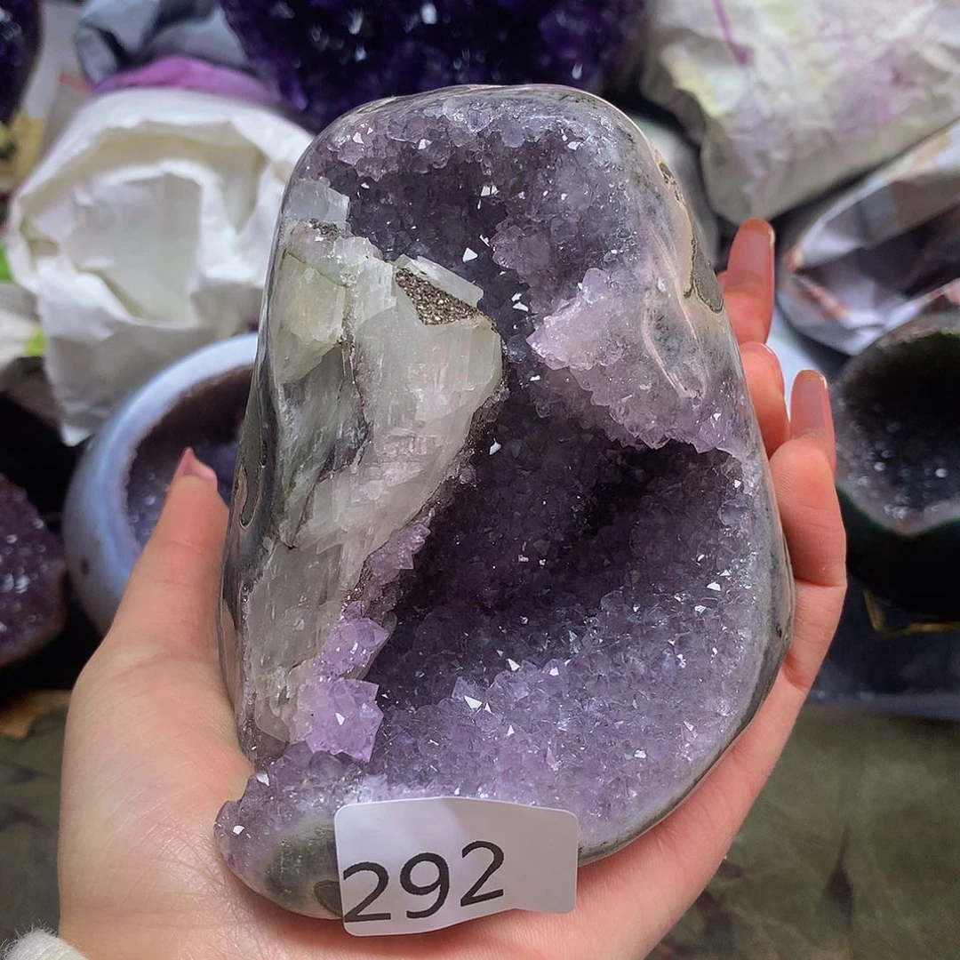 紫晶大型摆件（非配饰）未镶嵌