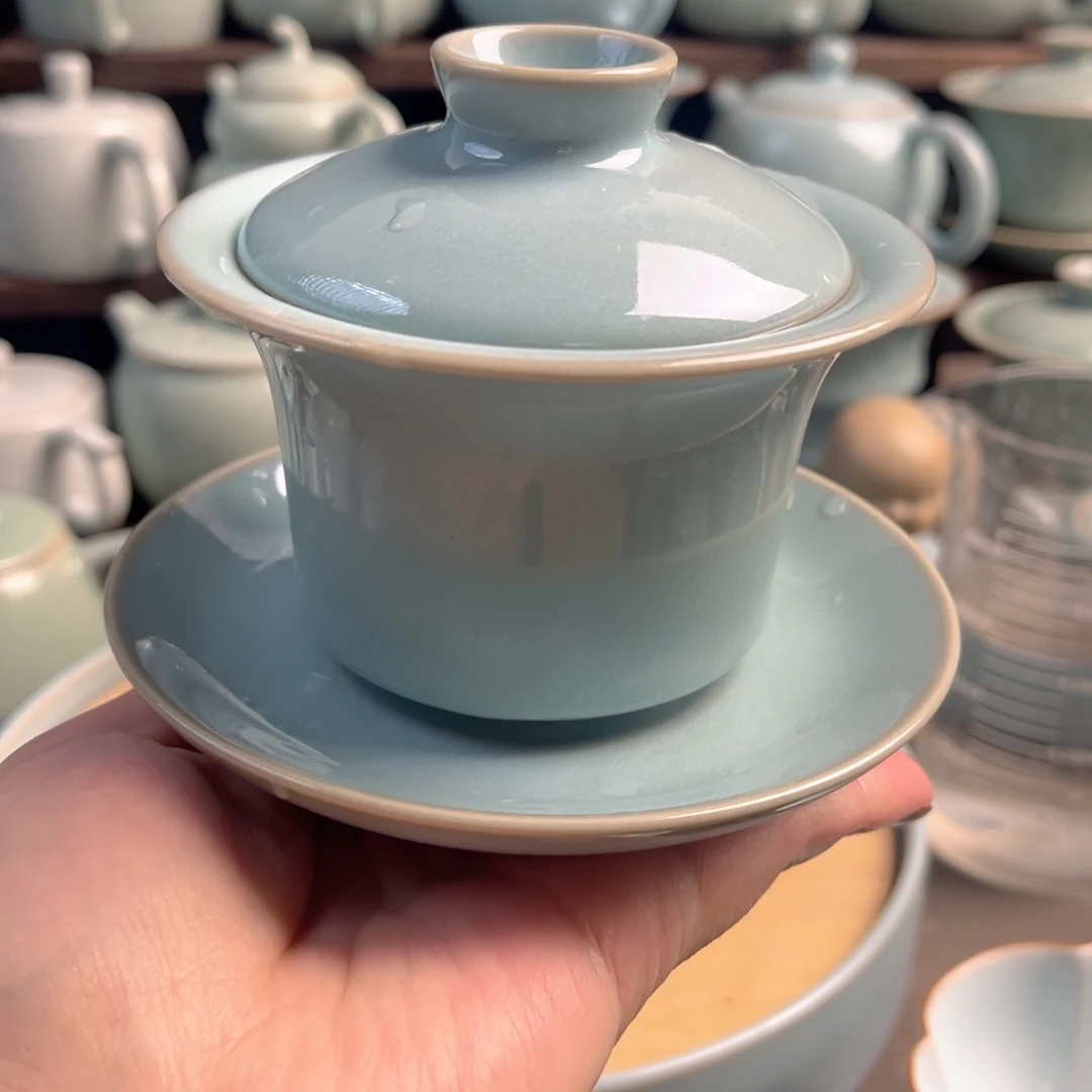 摆件陶瓷天青釉马蹄盖碗原矿