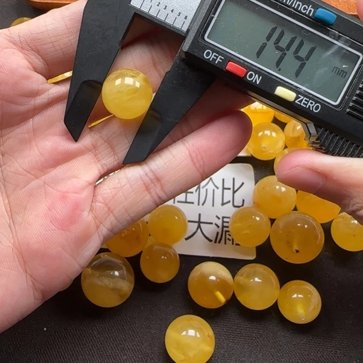 蜜蜡未镶嵌珠宝奇石天然80