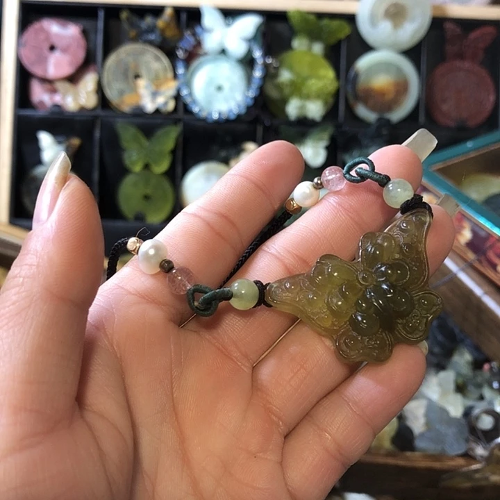 岫玉未镶嵌岫玉挂件