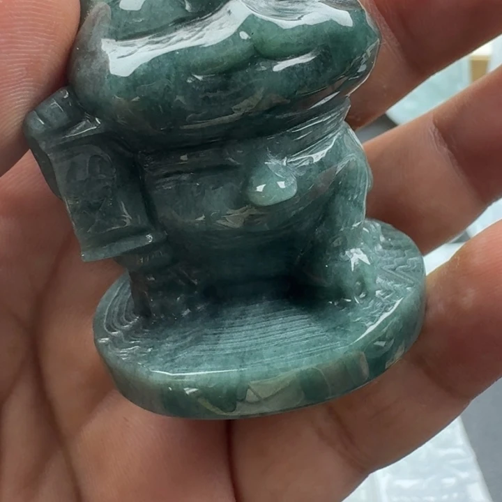 翡翠未镶嵌吊坠(不含链)微****?