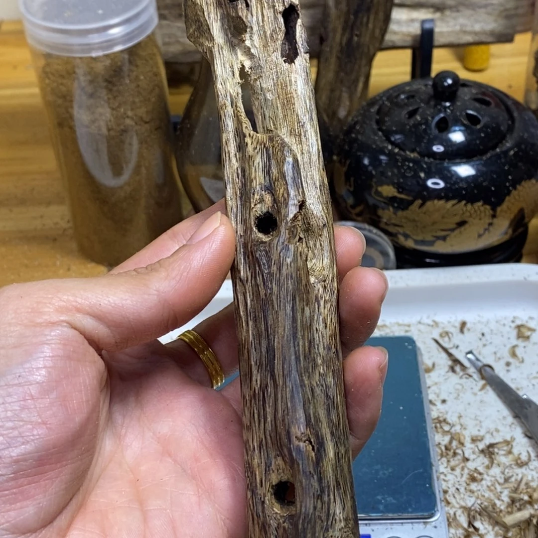 沉香高油香薰乌身40克