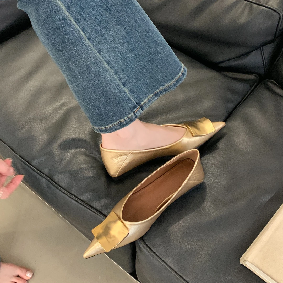 【原创】2025-16法式尖头鞋女浅口方扣低跟鞋通勤百搭气质优雅瓢鞋