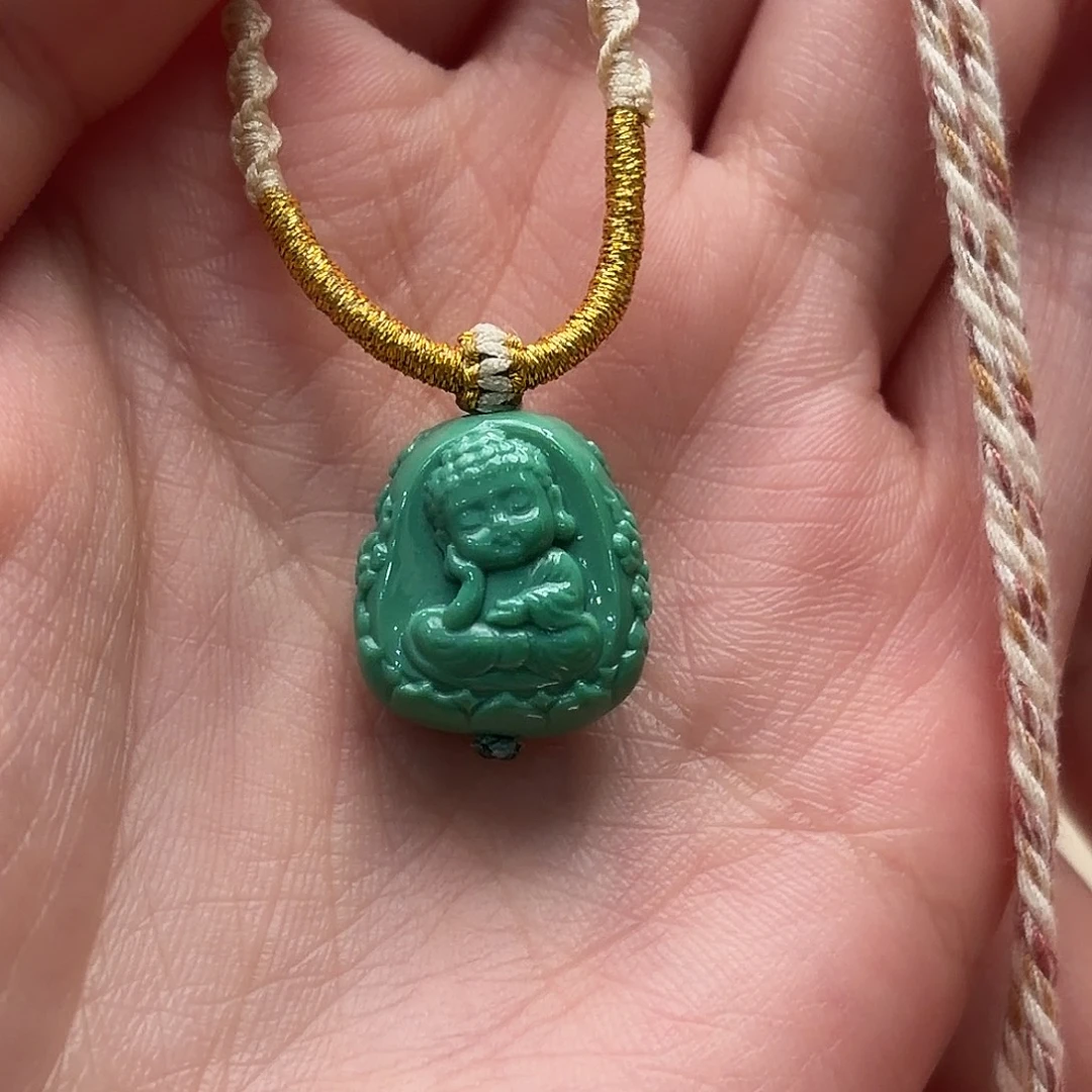 绿松石未镶嵌颈饰