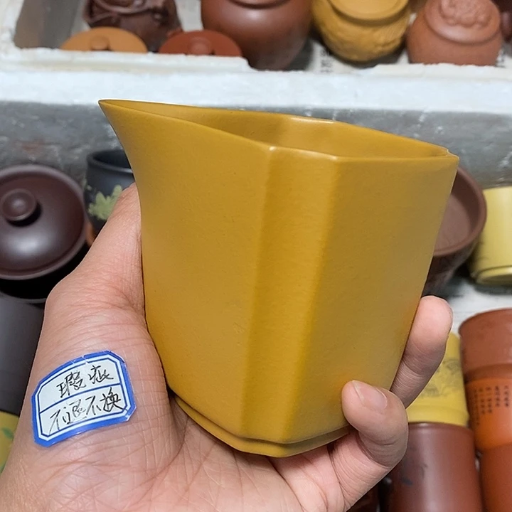 瑕疵不退不换介意勿拍