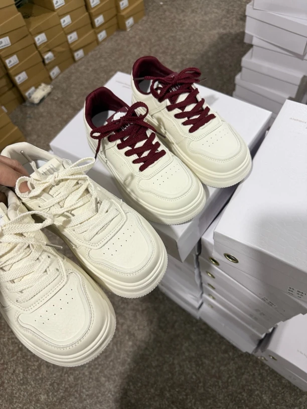 君君单里小白鞋跟高3厘米2518-1