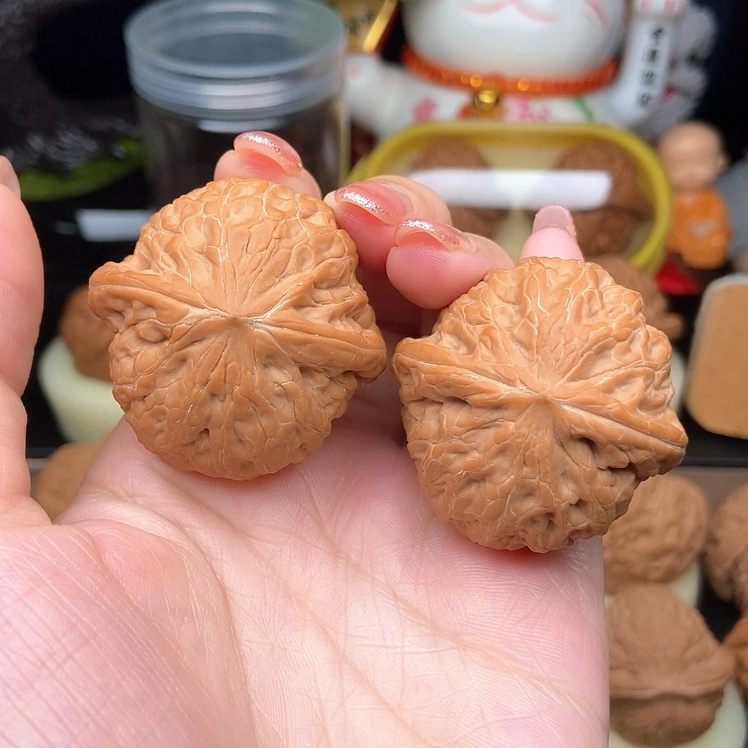 文玩核桃吊坠40铁锤