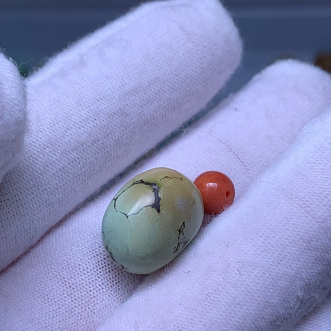 南红玛瑙未镶嵌珠宝奇石