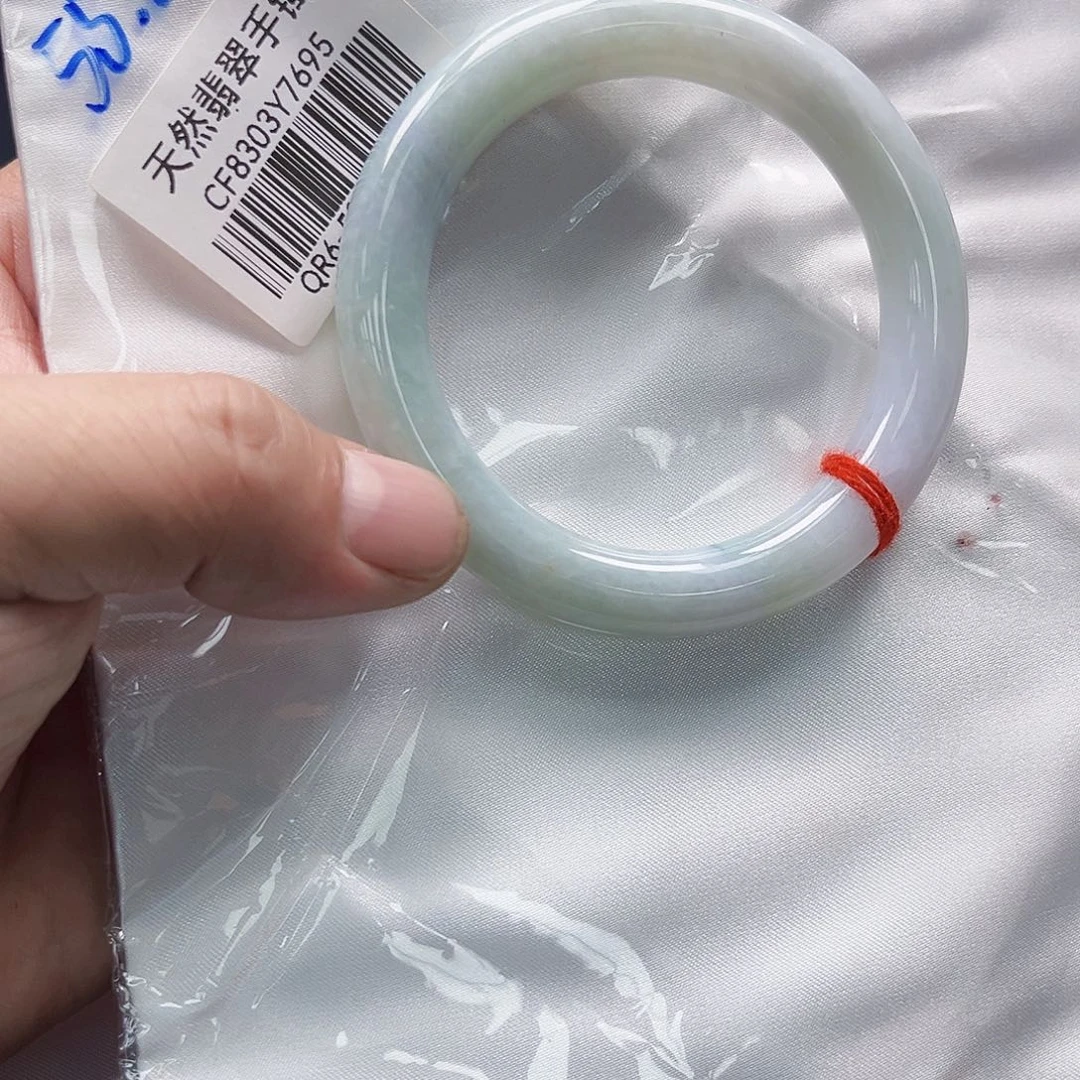 翡翠未镶嵌手镯手镯