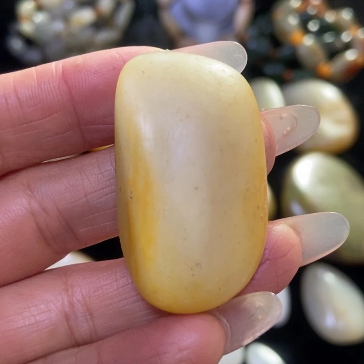 和田玉（糖玉）未镶嵌挂件