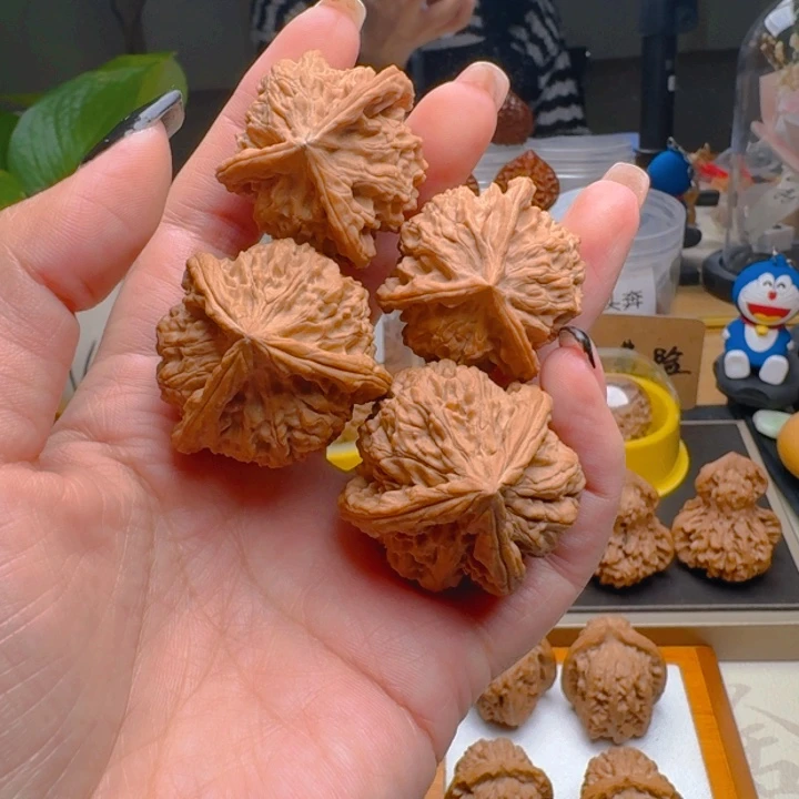 核桃把件星****光自然生长奔
