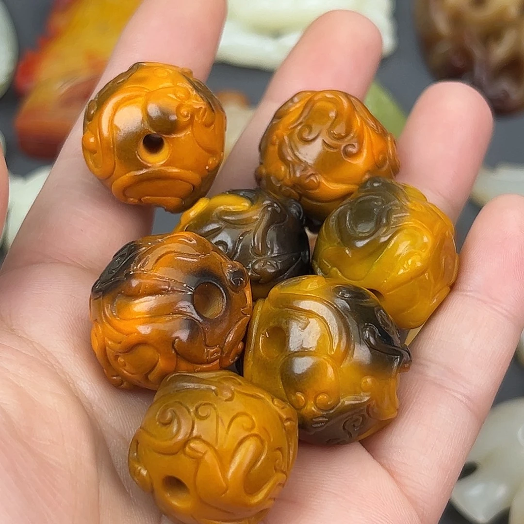 仁***者和田玉（糖玉）未镶嵌颈饰