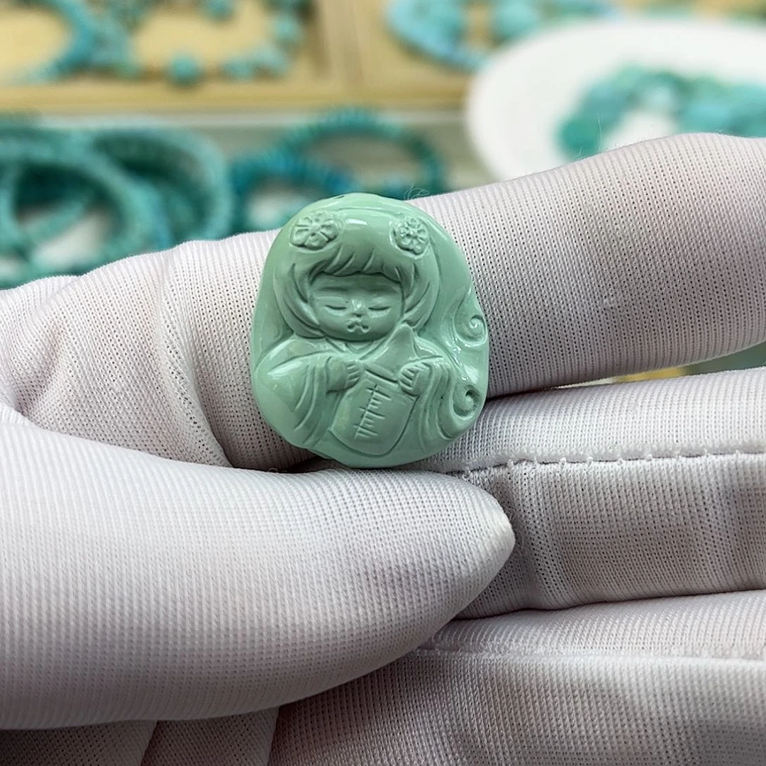 绿松石未镶嵌手链雕刻吊坠