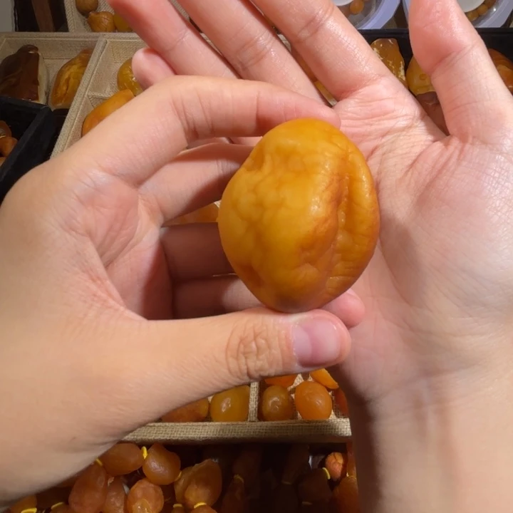 凯***歌琥珀未镶嵌颈饰蜜蜡海漂白蜜球球