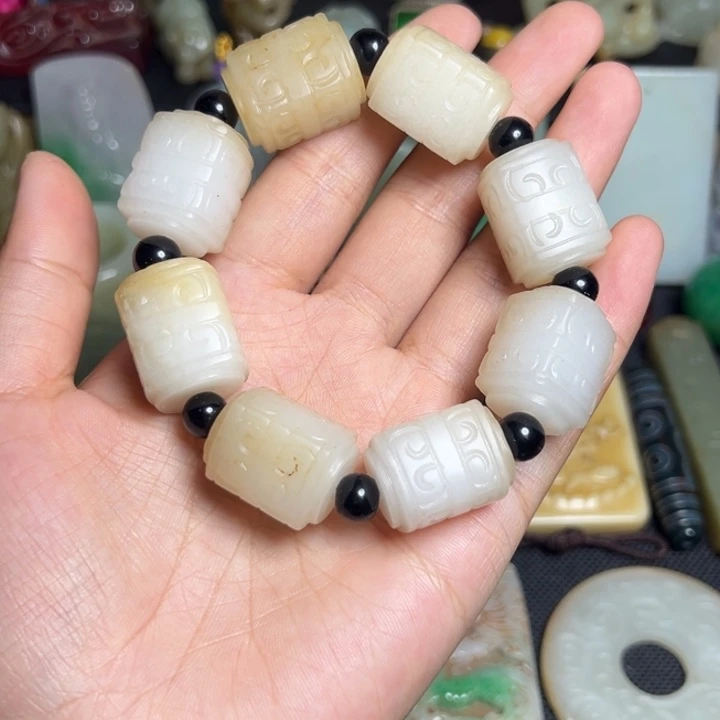 吊坠滴血莲花菩提