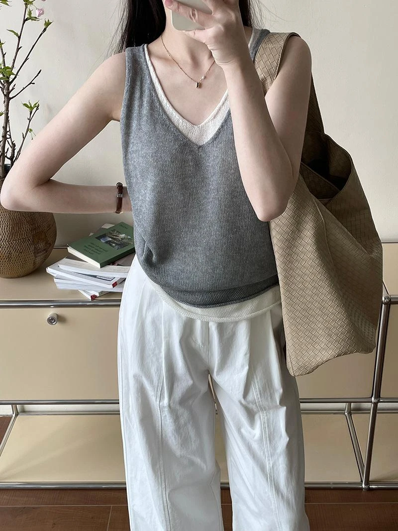 韩系简约撞色V领短款假两件吊带女夏季薄款百搭外穿显瘦打底上衣