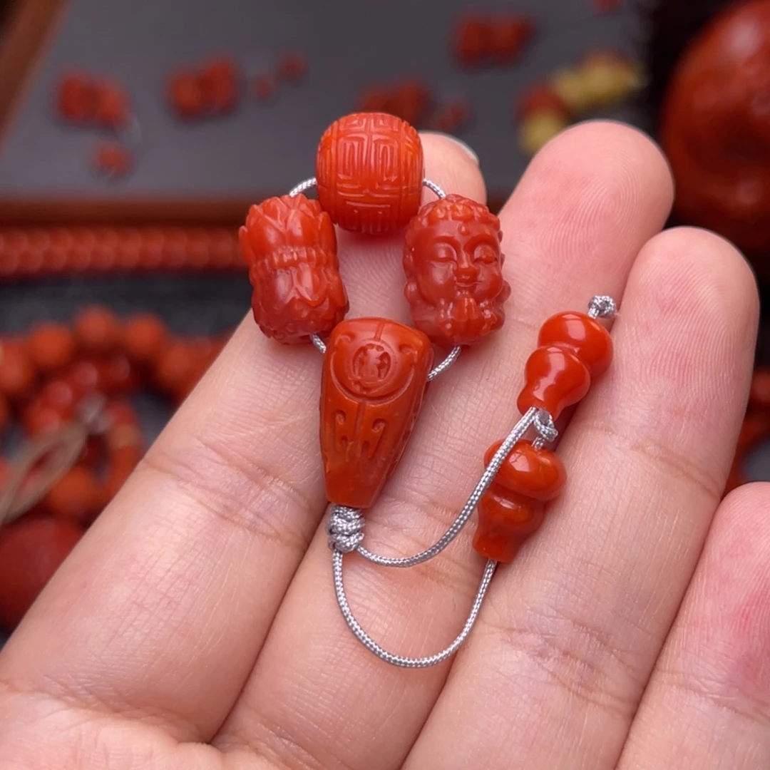 南红玛瑙配饰未镶嵌