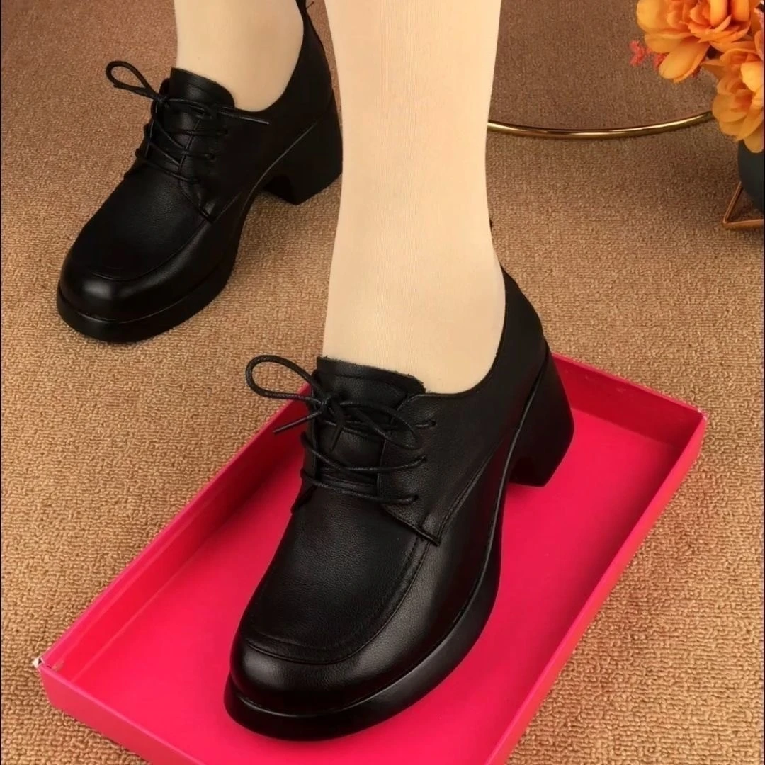 爆款粗跟舒适系带妈妈鞋透气百搭单鞋2024秋季新款中老年女士皮鞋