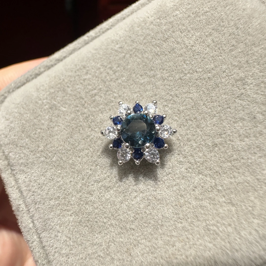 【717】天然托帕设计款雪花吊坠（赠链）