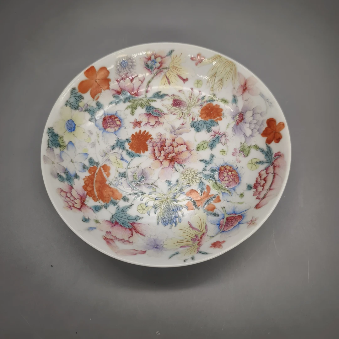 62412165*民国粉彩万花献瑞纹盘/瓷器六/江苏省文物总店