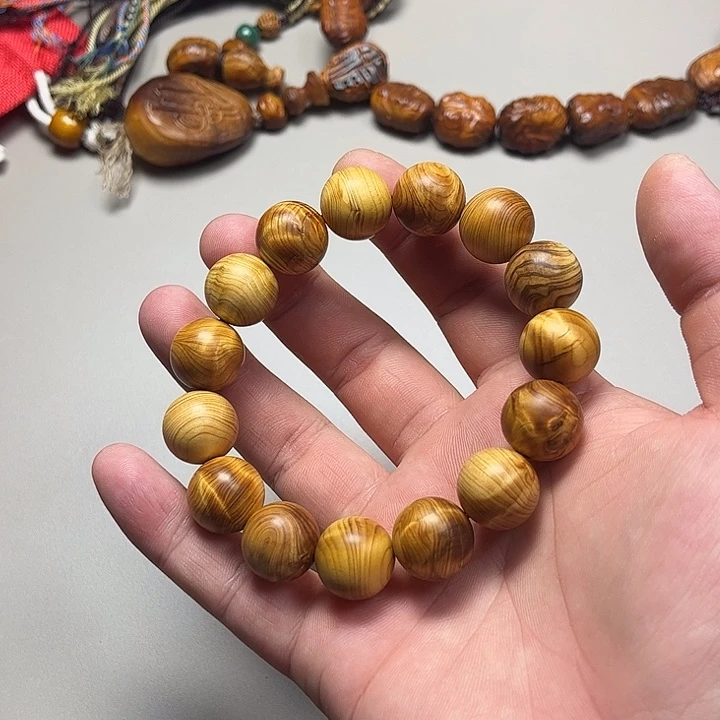 柏木（崖柏）太行崖柏1.5闪电 微瑕 介意勿拍