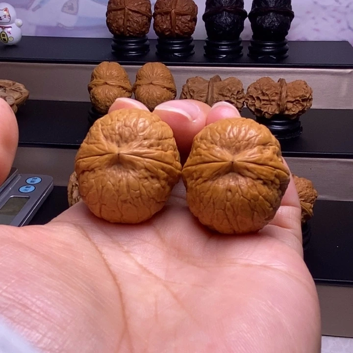 把件文玩核桃蛇皮球36