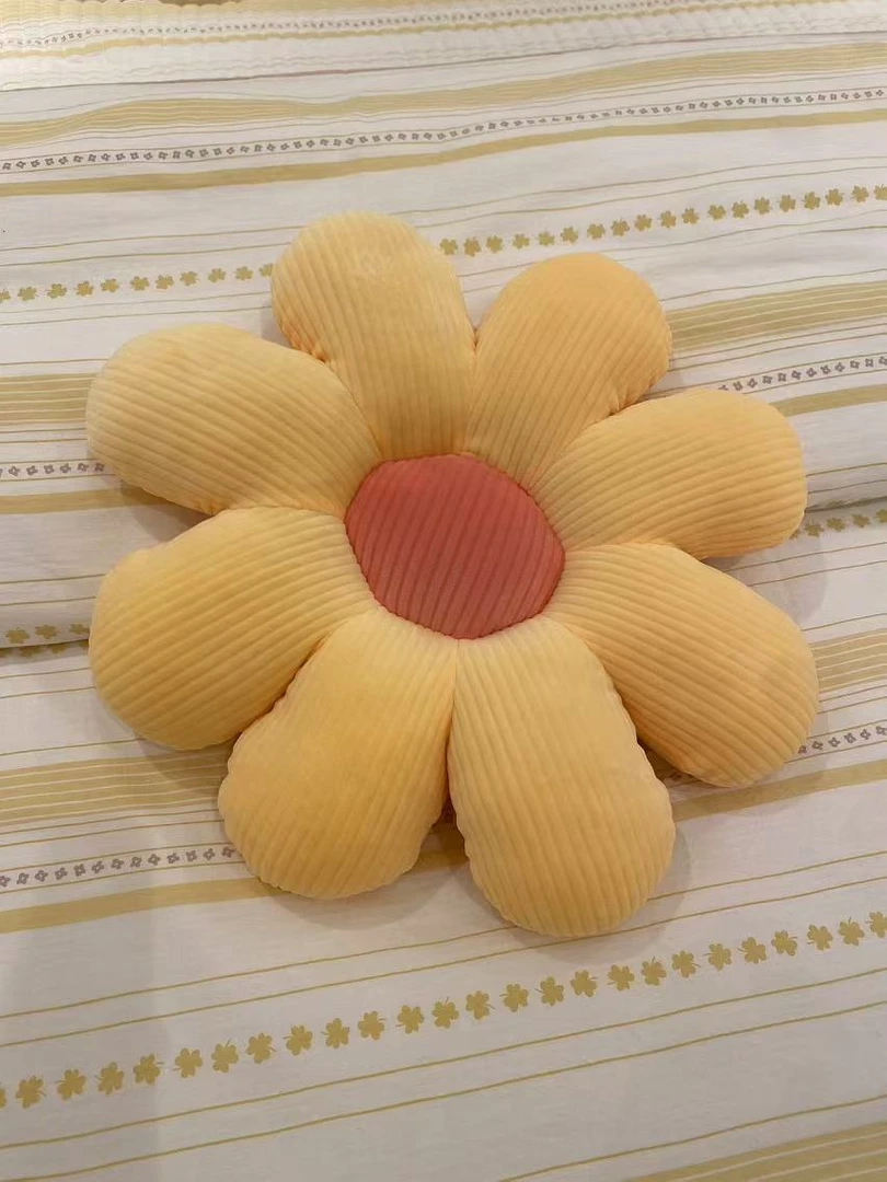 花朵抱枕舒适抱枕